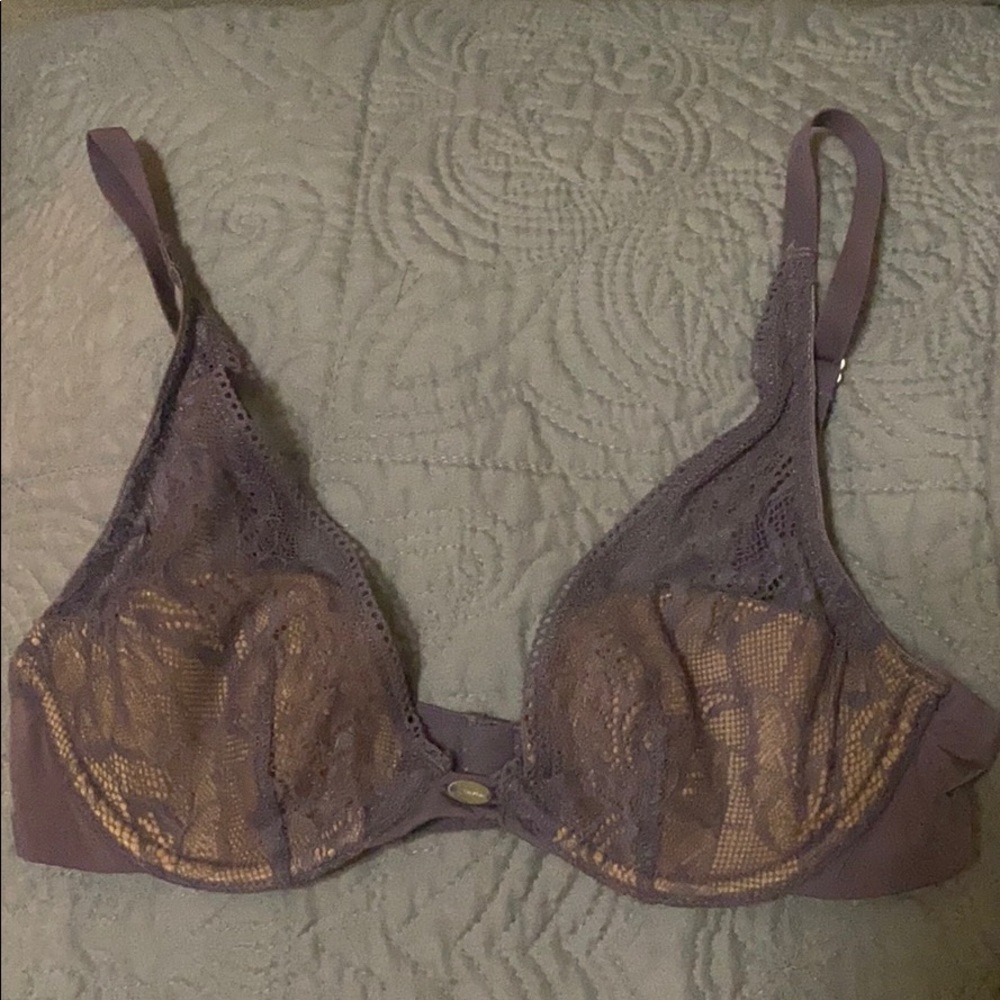 Calvin Klein 32A Lace Wired Bra